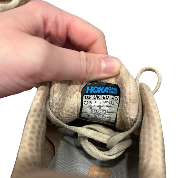 Hoka One One Clifton 9 Running Shoes Sneakers Women's Size 7.5‎ Pink Training - Picture 9 of 9